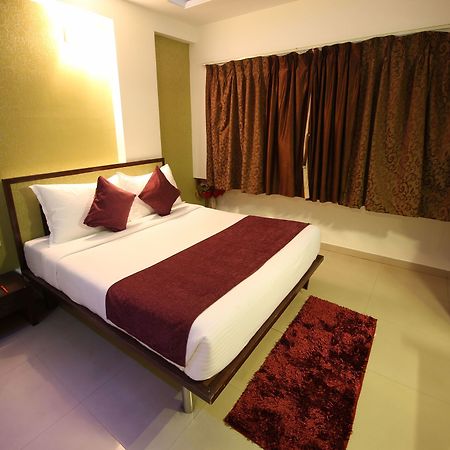 Oyo 2485 Hotel Kalash Inn Ahmedabad Exterior photo