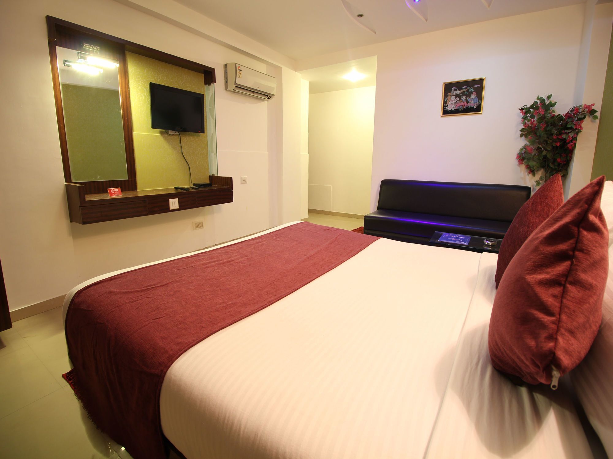 Oyo 2485 Hotel Kalash Inn Ahmedabad Exterior photo